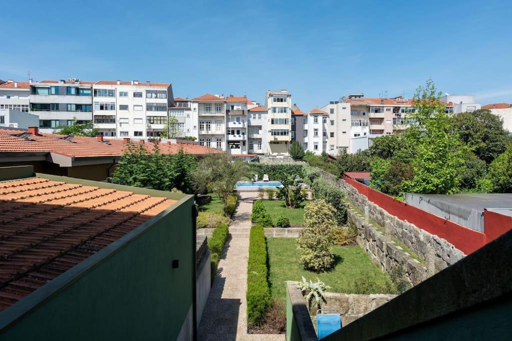 Ferienwohnung Chic Porto Hideaway: Pool & Garden Exterior foto