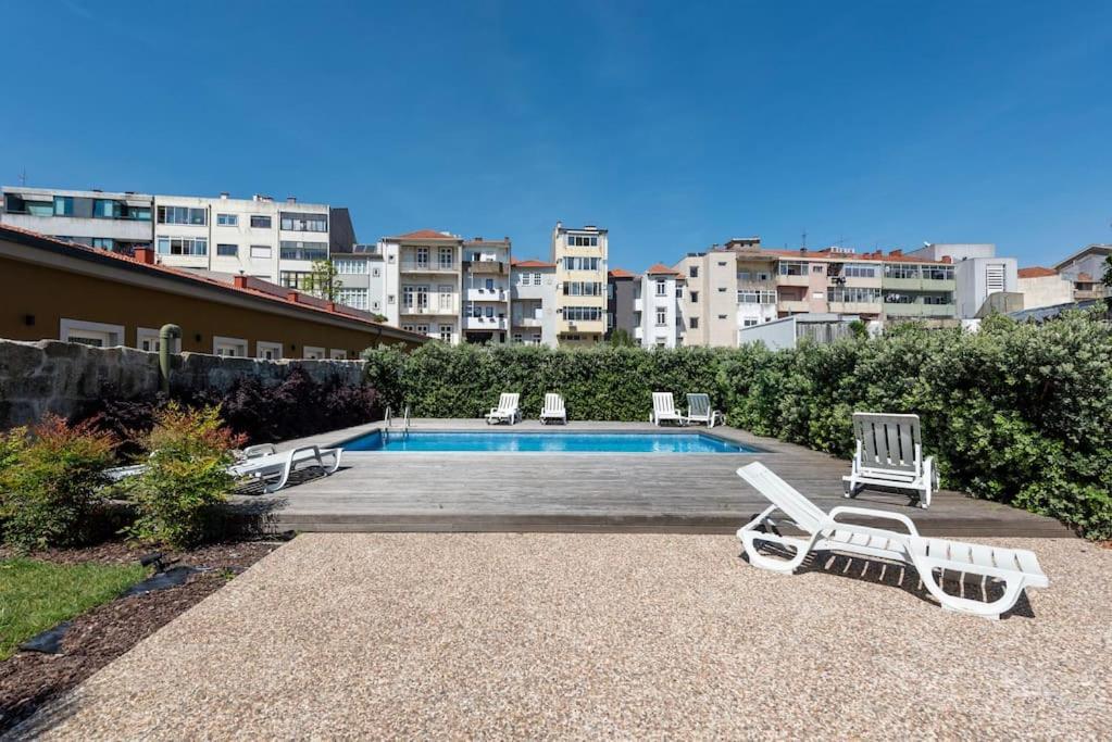 Ferienwohnung Chic Porto Hideaway: Pool & Garden Exterior foto
